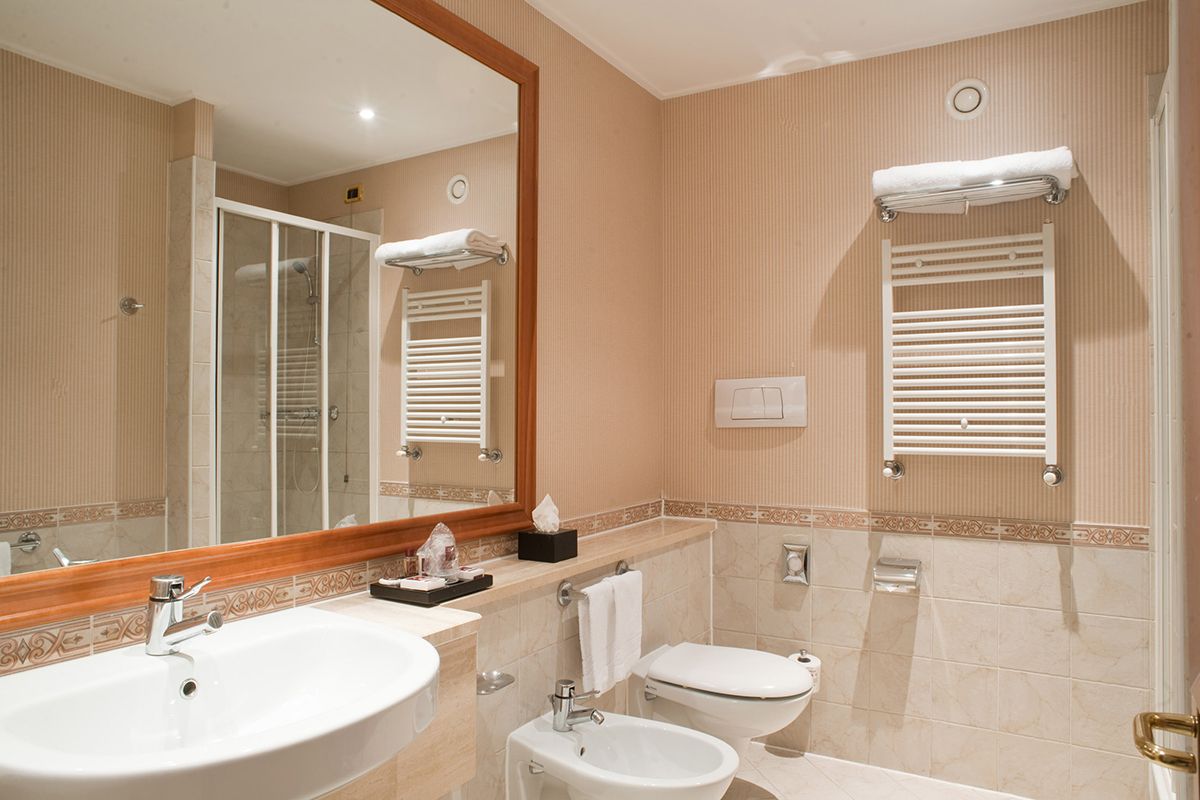Scopri le camere e le fantastiche suite di hotel de la ville. ci ... Hotel a vicenza centro storico