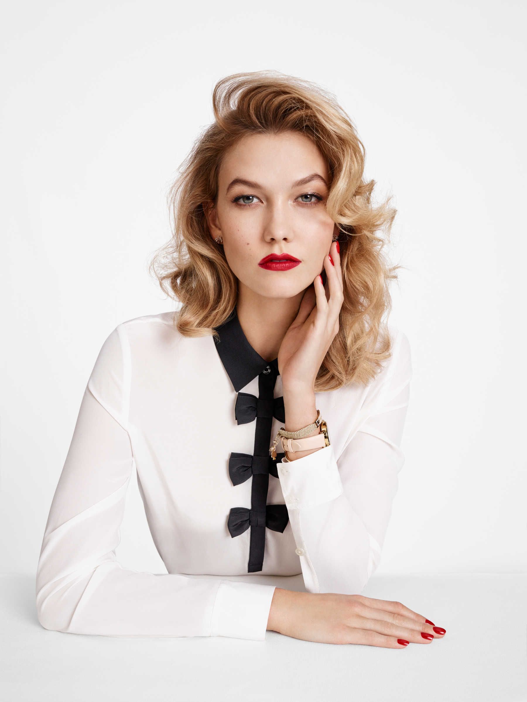 Kate Spade Taps Real Life Friends Karlie Kloss And Derek Blasberg Kate Spade Taps Real Life Friends Karlie Kloss And Derek Blasberg For Holiday Campaign