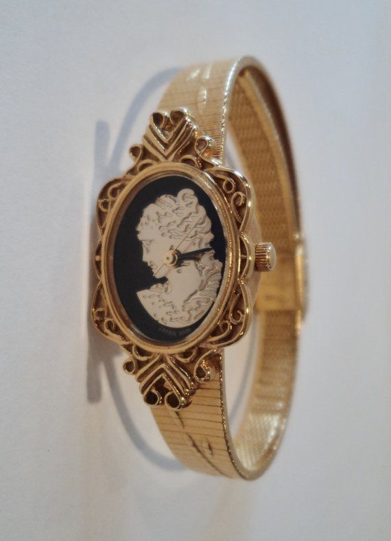 Glass cameo faces bracelet handmade free postage