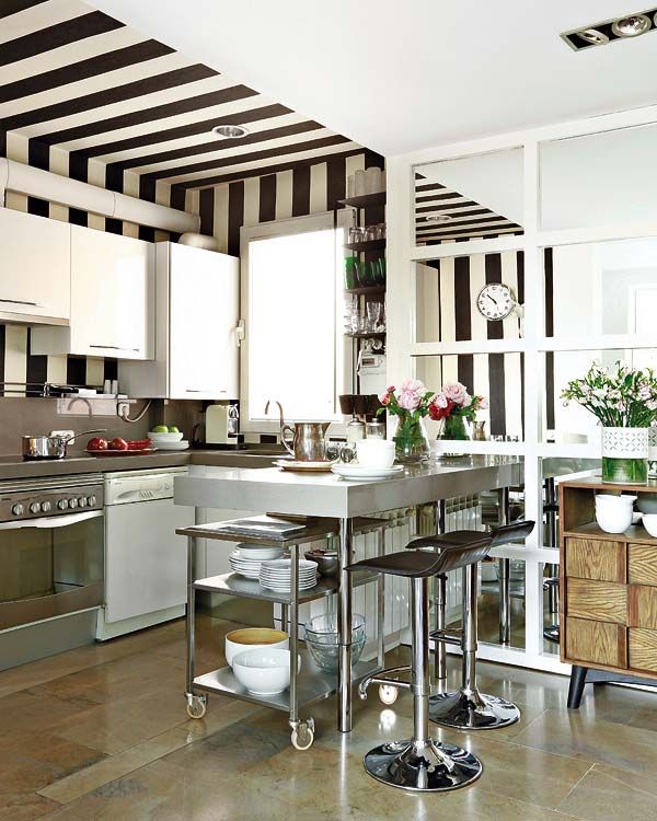 Don't be afraid of patterns Open Plan Kitchen, White Kitchen, Kitchen Dining, Space Kitchen, Kitchen Small, Steel Kitchen, Dining Room, Interior Design Pictures, Modern Interior Design