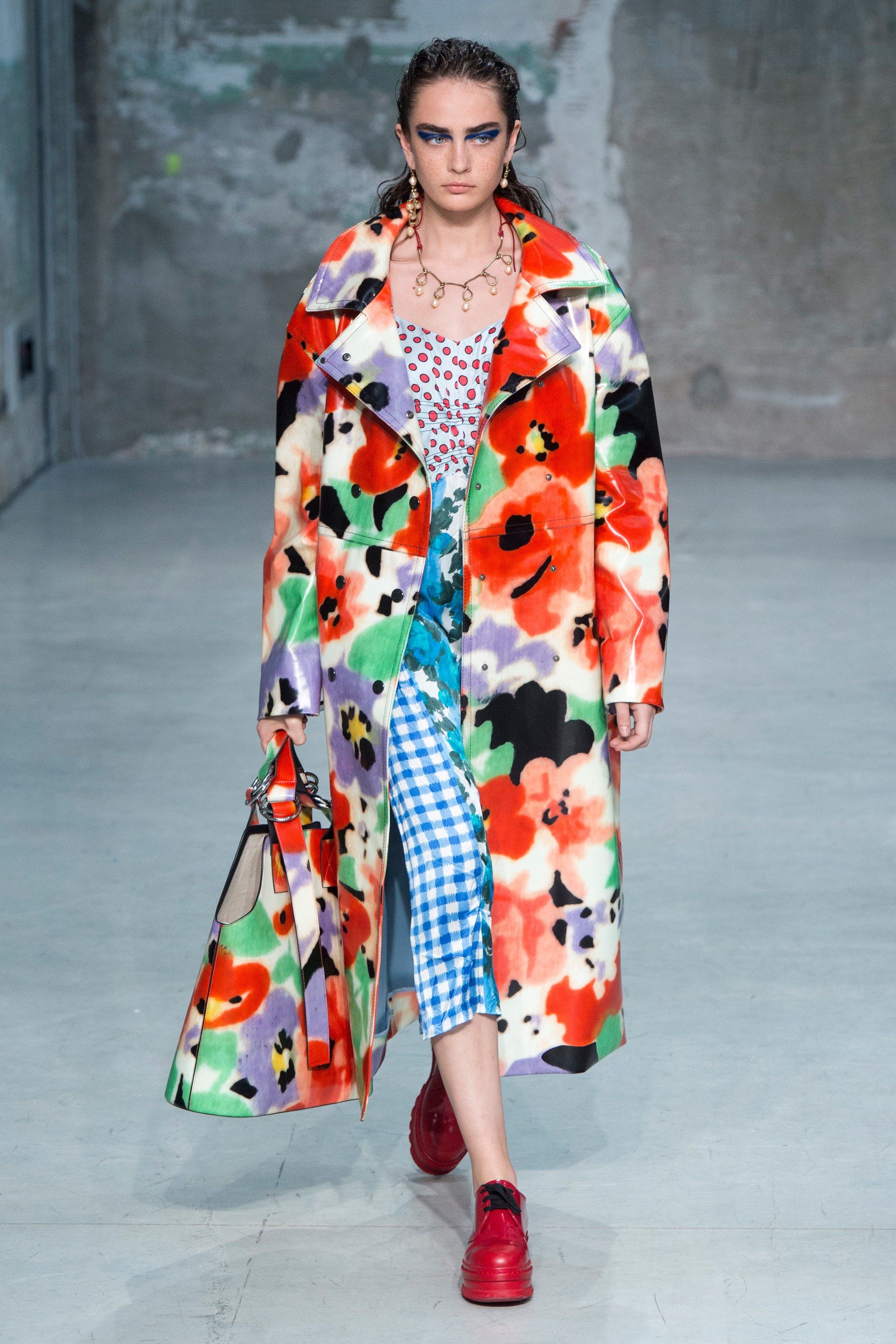 Marni Spring 2018 Ready-to-Wear Collection Photos - Vogue | Pattern ...