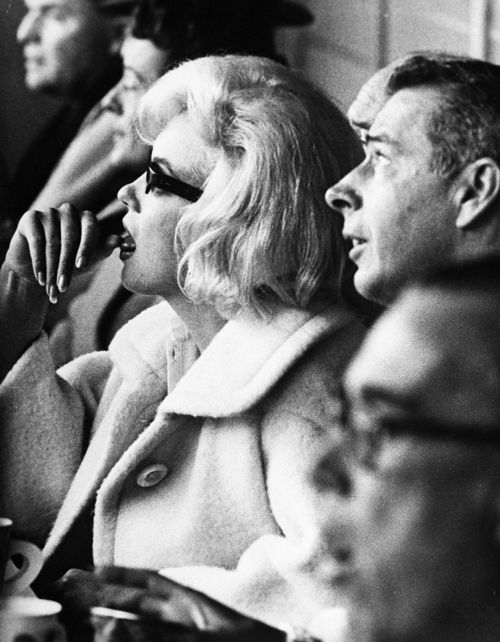 Marilyn Monroe & exhusband Joe DiMaggio attending opening game at