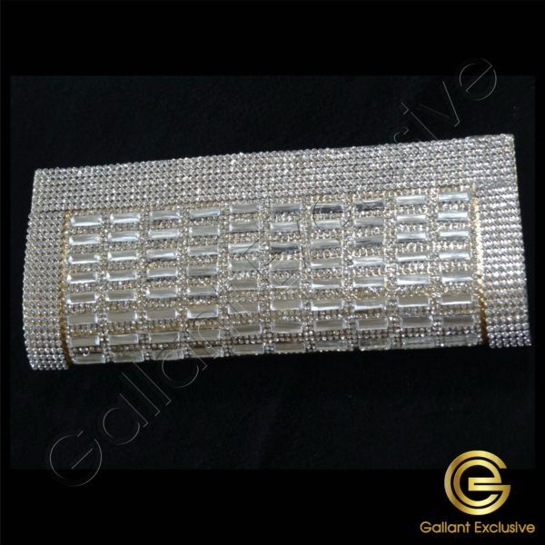 Buy Designer Rhinestone Clutch Handbag Online USA https://goo.gl/dSlwvv Handbag Online, Purses Online, Rhinestone Clutch, Clutch Handbag, Goo, Gold Color, Design