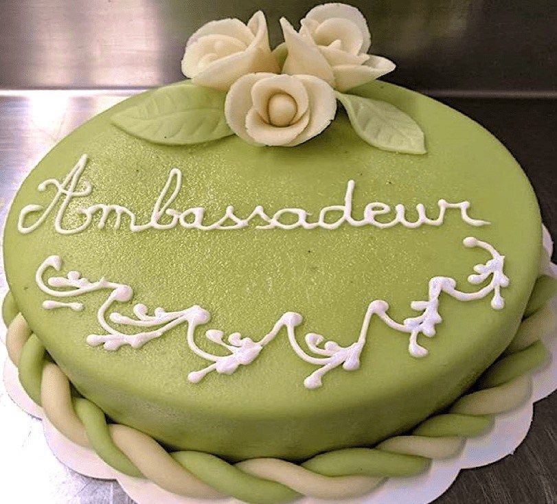 L Ambassadeur Est Une Patisserie Constituee D Une Genoise Imbibee De Grand Marnier Ou De Kirsch Entrecoupee D Une Couche De Butter Cream Cake Grand Marnier L Ambassadeur Est Une Patisserie Constituee D Une Genoise Imbibee De Grand Marnier Ou De Kirsch Entrecoupee D Une Couche De Butter Cream Cake Grand Marnier