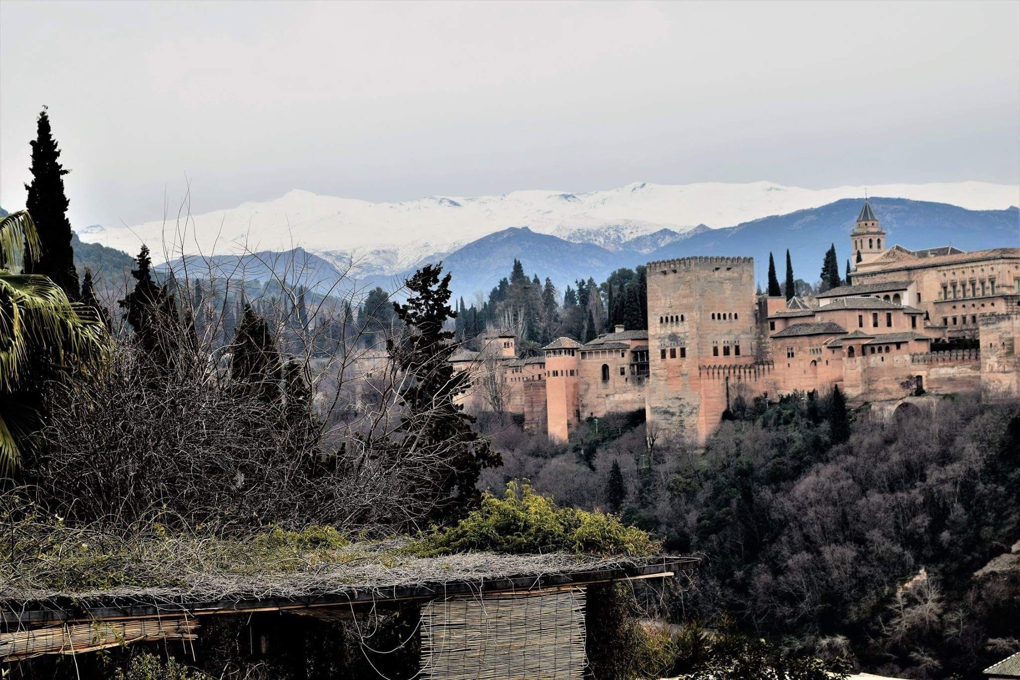 La Alhambra Y Sierra Nevada La Alhambra Palacios Monasterios