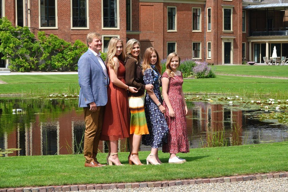 Maxima Arbeitet So Oft Es Geht Von Ihrem Wohnsitz Huis Ten Bosch Aus C Rvd Modeshow Alexander Foto S