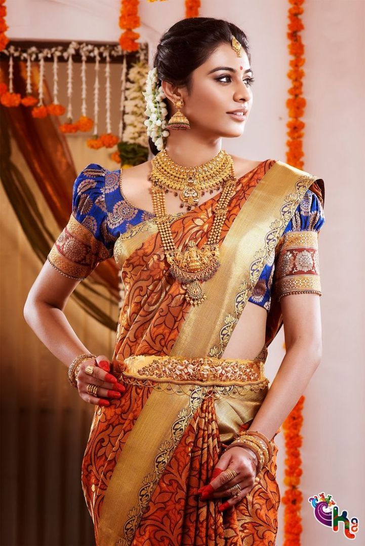 wearing a sari to an indian wedding