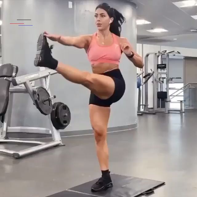 Gymshark | HIIT Workout Here’s a tough HIIT workout. IG: realrubaali COMPLETE: 30 secs each slide -...
