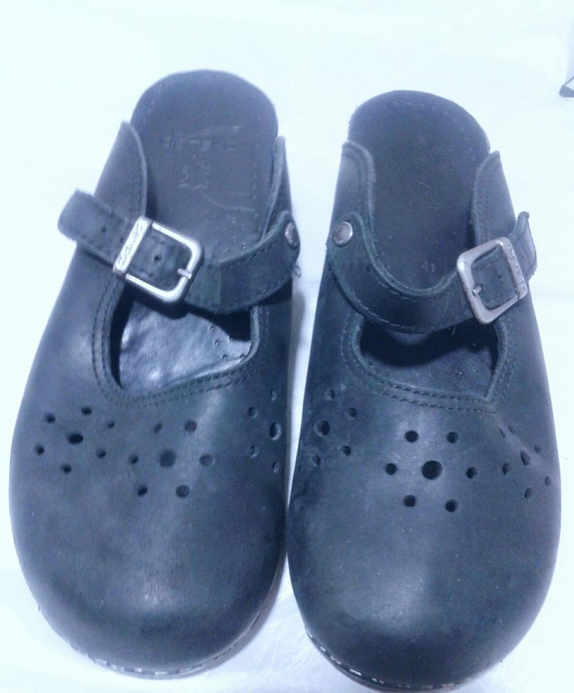 dansko merrie waxed black leather mule mary jane clogs size 10 5 womens shoes size 10 5