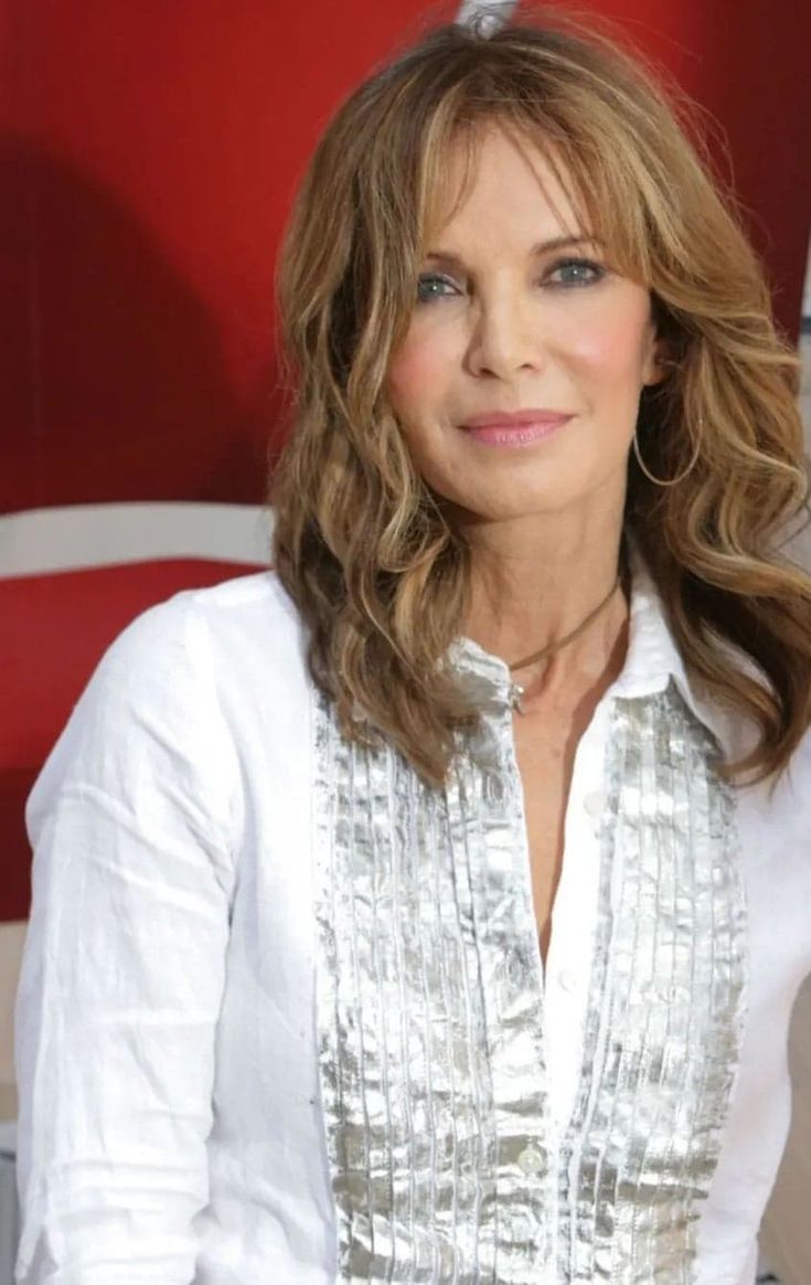 Épinglé par virginie london sur JACLYN SMITH en 2022