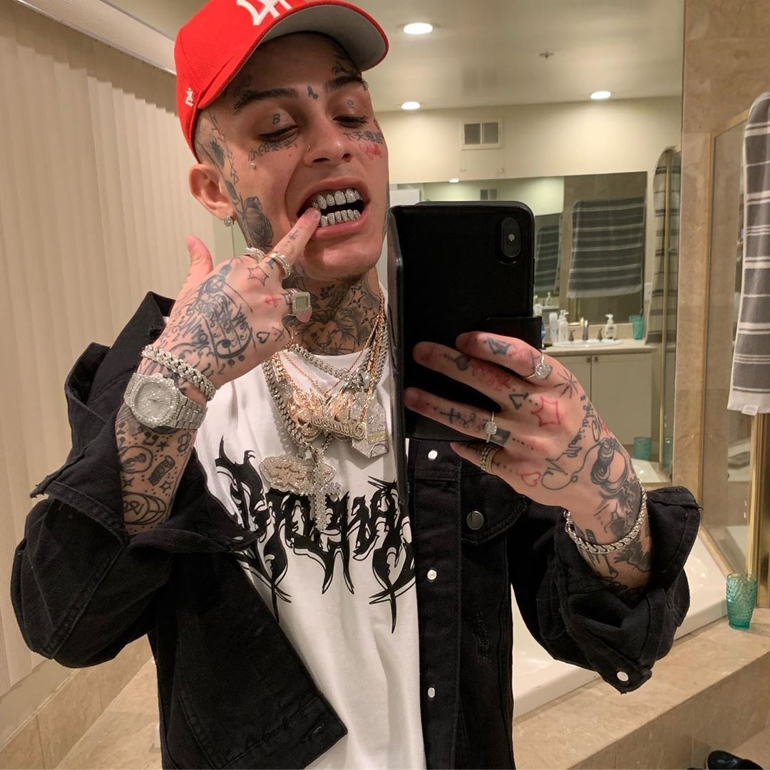 Download Let me tell ya bout my best friend!🦋 ️😍 | Lil skies, Cool ...