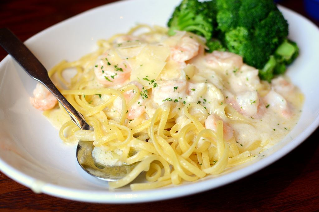 Easy Red Lobster Shrimp Fettuccine Alfredo Recipe Easy Red Lobster Shrimp Fettuccine Alfredo Recipe
