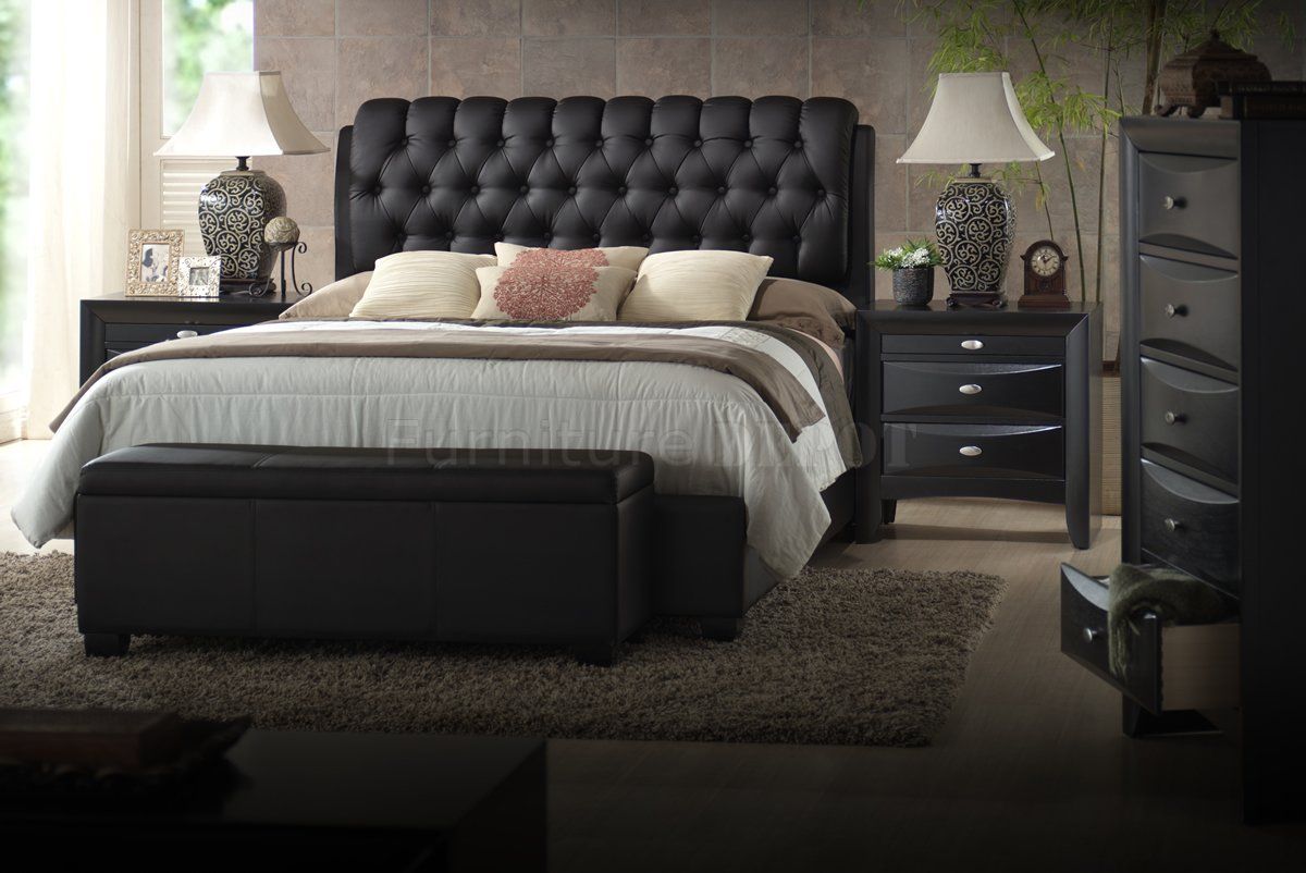 Black Finish Transitional Bedroom Set w/Upholstered