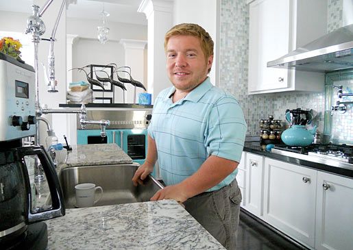 The Little Couple S Bill Jen Reveal Their New Home Photos Tlc The Little Couple New Homes Celebrity Kitchens
