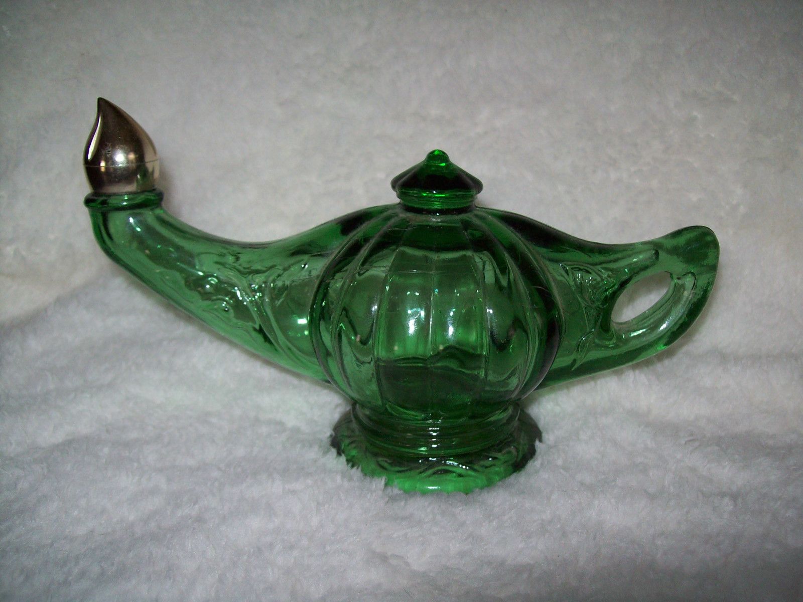 Vintage Avon Green Glass Aladdin Genies Lamp Bottle Decanter Foaming Bath Oil Avon Perfume Bottles Vintage Avon Avon Collectibles