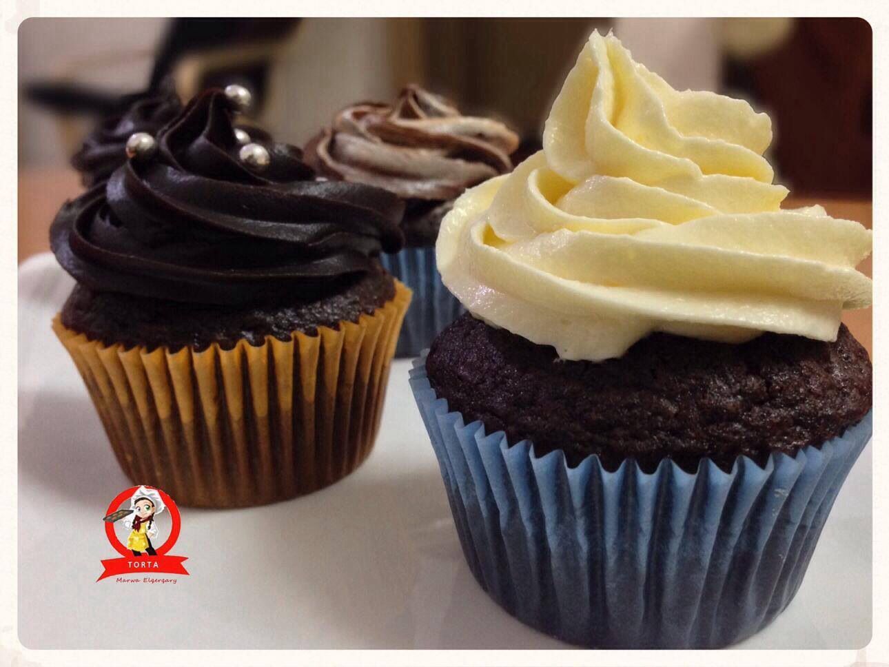 كب كيك الشوكولاته Desserts Food