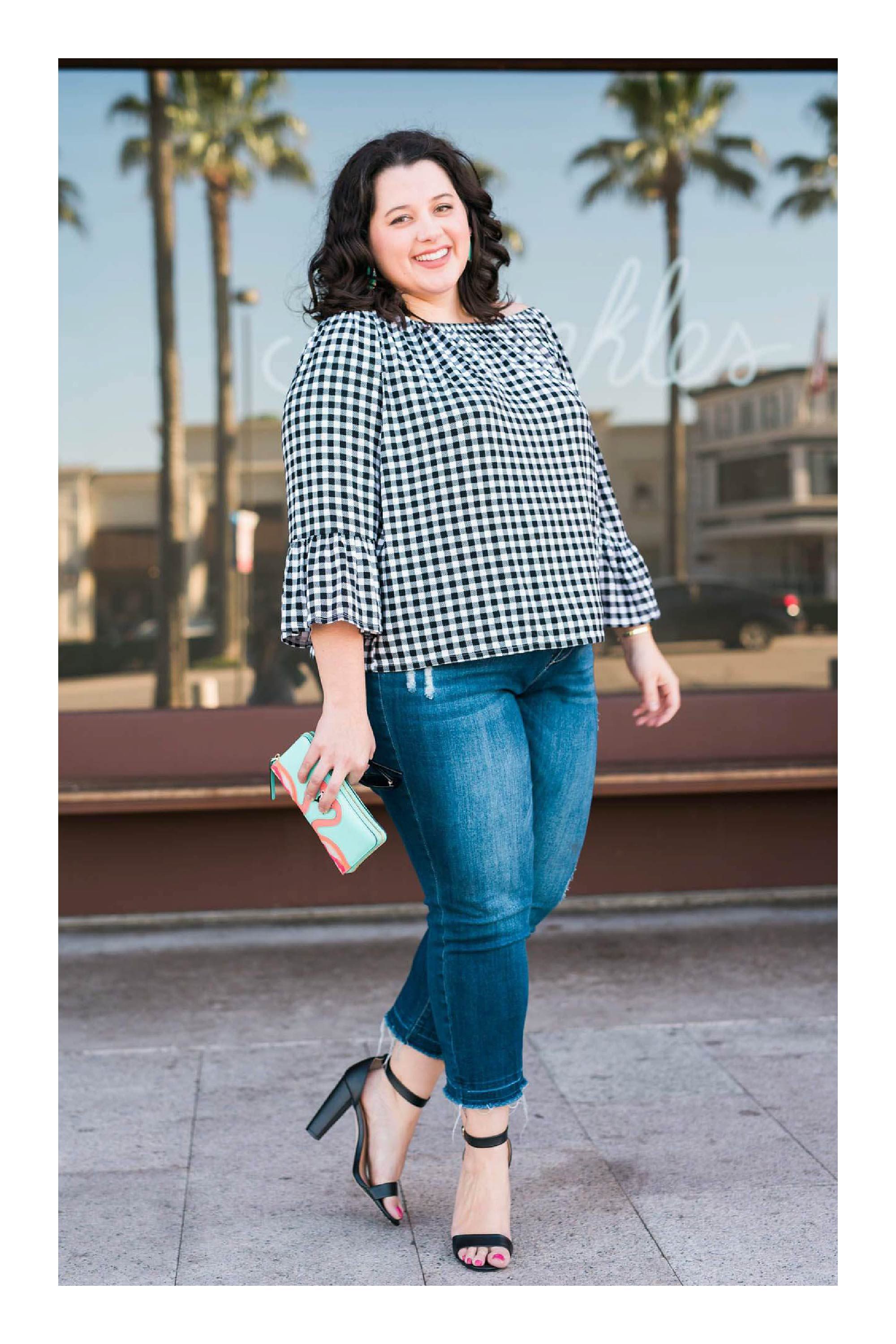 Combina tu blusa formal para lograr un look casual Tizkka Camisa Denim Plus Size · Outfit | Moda para gorditas, Ropa