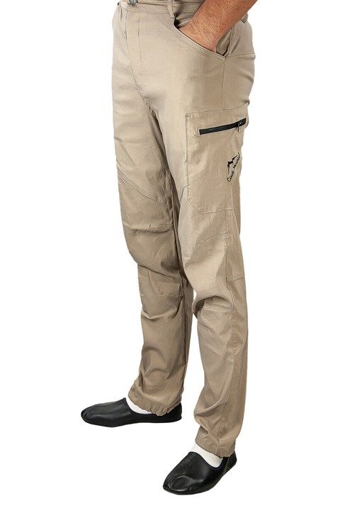 Kışlık Outdoor Likralı Normal Kesim PantolonÜrün Özellikleri :Normal KesimPaçalar İsteğe Göre Lastikliİç Kısımda Özel Para Cebi2 Yan Cep2 Fermuarl Kargo Cep 1 Fermuarlı Arka CepKemer KöprülüEsnek Likralı Rahat KesimLikralı Kumaş Khaki Pants, Products, Fashion, Stop It, Moda, Khakis, Fashion Styles, Fashion Illustrations, Gadget