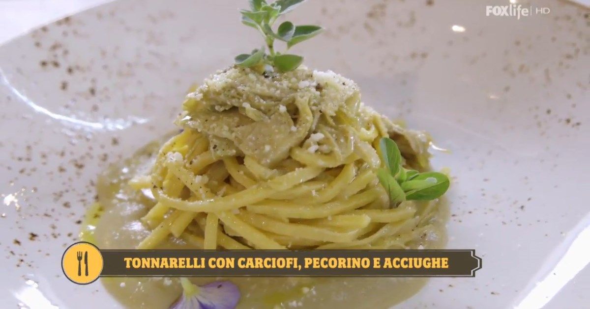 Tonnarelli Con Carciofi Pecorino E Acciughe Ricette Carciofi Acciughe