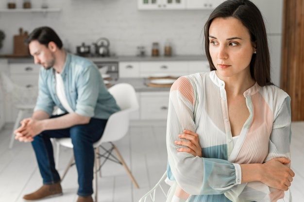 Divorce Online, Le Divorce, Divorce Lawyers, Mature Couples, Young Couples, Couples In Love, Relationship Problems, New Relationships, Free Divorce Papers