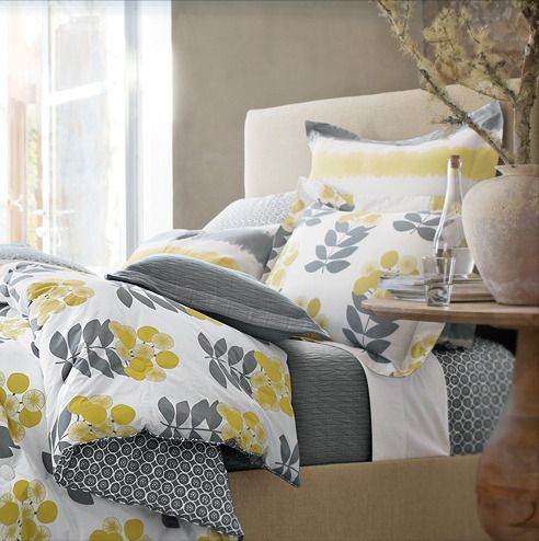 yellow gray bedding simple oooooooohmight be time for new bedding high low 10 favorite bedding stores home decor inspiration yellow gray bedding simple oooooooohmight be time for new bedding high low 10 favorite bedding stores home decor inspiration