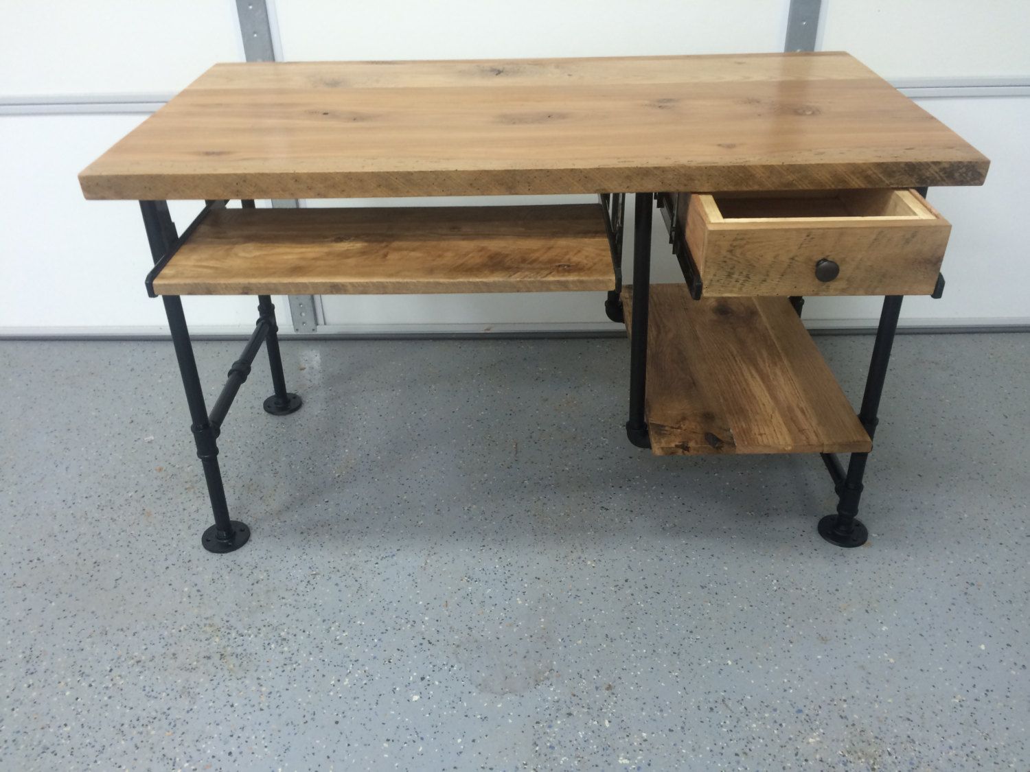 Computer Desk Reclaimed Wood Rustic Barnwood Table Keyboard Computer Desk Reclaimed Wood Rustic Barnwood Table