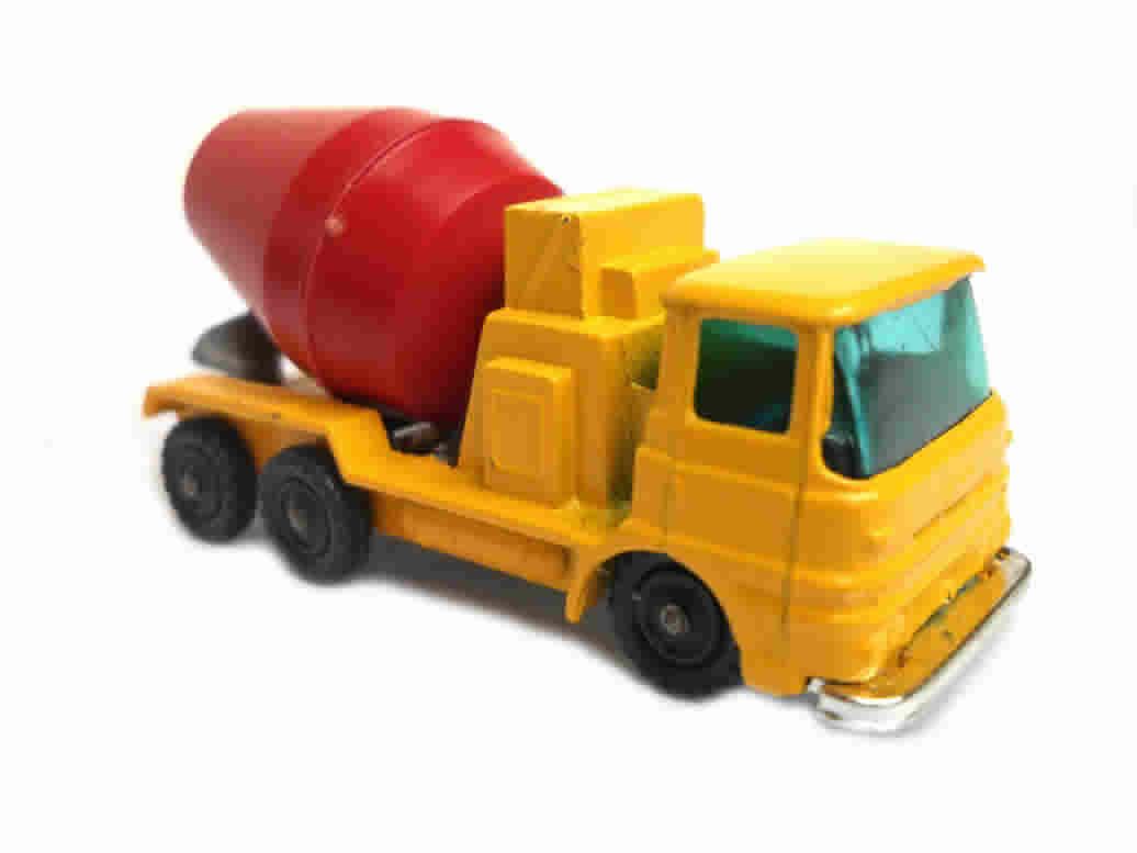 1960s Vintage, Vintage Toys, Husky Guy, Batman Car, Cement Mixer, Miniature Cars, Corgi Toys, Majorette, Diecast Cars