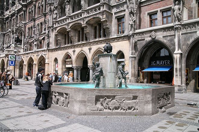 Marienplatz Square High Resolution Stock Photography And Images Alamy