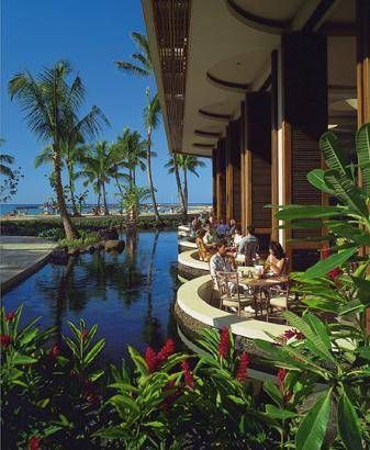 Hilton Hawaiian Village Waikiki Hawaii The Rainbow Lanai Breakfast Hilton Hawaiian Village Waikiki Hawaii The Rainbow Lanai Breakfast Restaurant It Was One Of My Favourite Spots At Hhv