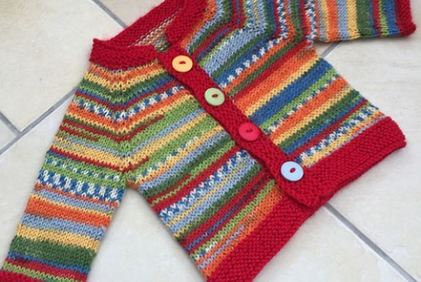 Fuss Free Baby Cardigan - Free Pattern (Beautiful Skills - Crochet Knitting Quilting) #håndarbejde