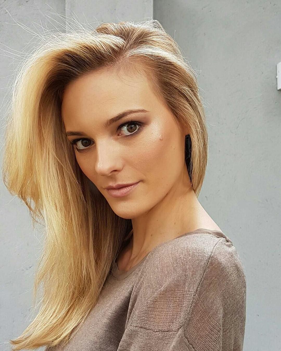 a super top model fabiana semprebom agora com look final a super top model fabiana semprebom agora com look final