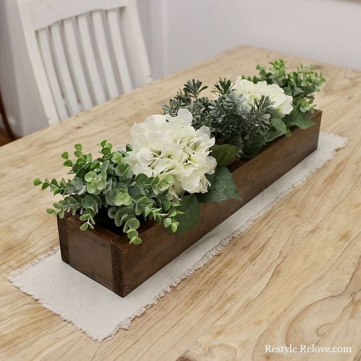 groß 10+ Einfache und futuristische Ideen für die Badezimmerumgestaltung #homedecorbudget - home decor budget