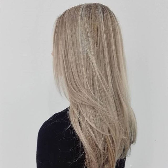 Champagnerblondes Haar von Eva (Salon B, Hilversum & Utrecht) #salonbnl #champagne ... - ... #champagneblondehair