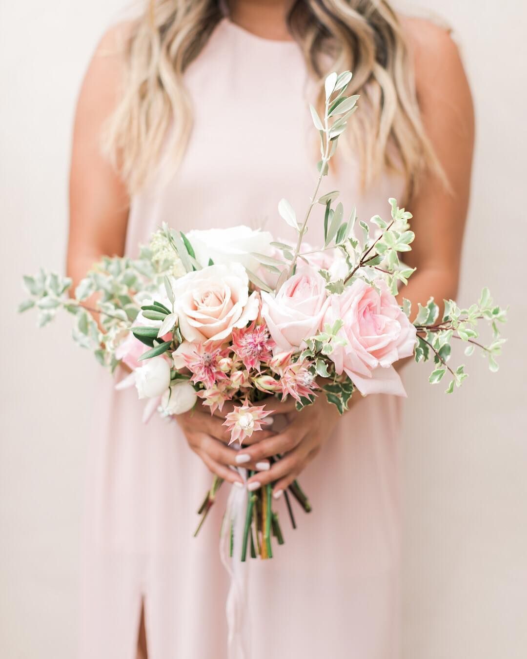 Dusty Blush Heather Halter with pretty blooms to match