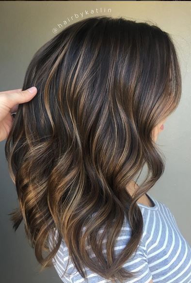 Le balayage pour brune quelle est la meilleure option