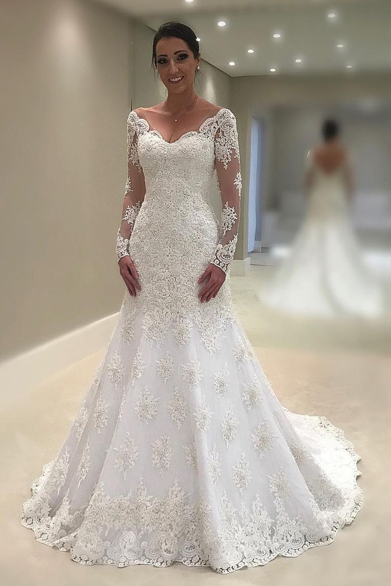 trumpet wedding dress with sleeves