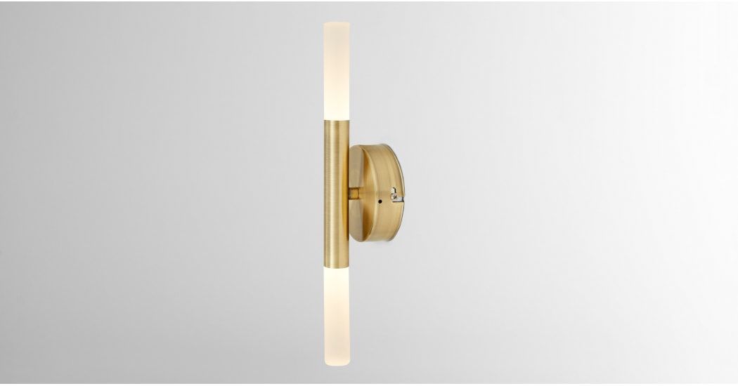 Looking For Traditional Bathroom Lights For An Edwardian Or Victorian Style Bathroom Bespoke Lights Know How Difficul Bathroom Lighting Victorian Bathroom Traditional Bathroom