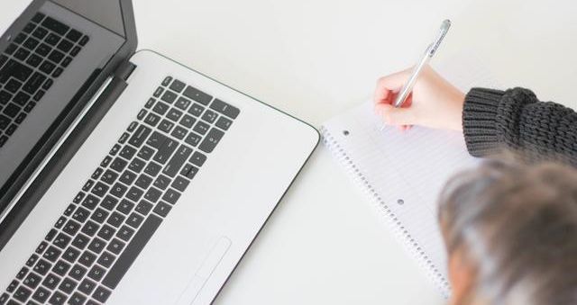 Custom essays canada