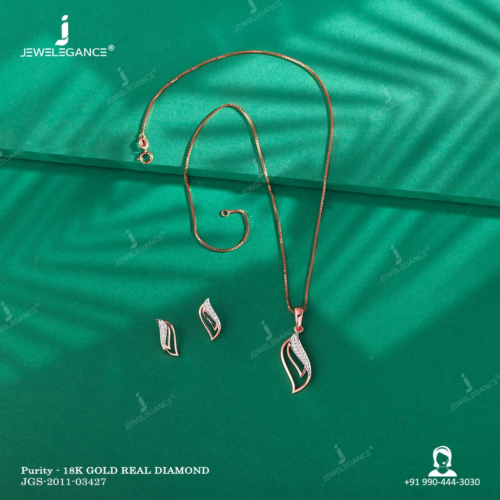 18k Real Diamond Necklace Set (7.46 gms) - Real Diamond Jewellery for Women by Jewelegance (JGS-2011-03427) #myjewelegance #necklaceset #simplejewellery #lightweightgoldjewellery #trendyjewellery Gold Pendant Necklace Jewellery, Gold Rings Jewelry, Bridal Gold Jewellery, Jewelry Necklaces, Real Diamond Earrings, Diamond Necklace Set, Bow Earrings, Diamond Pendant, Gold Bangles Design