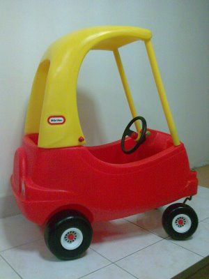 Little Tykes red and yellow car aka 