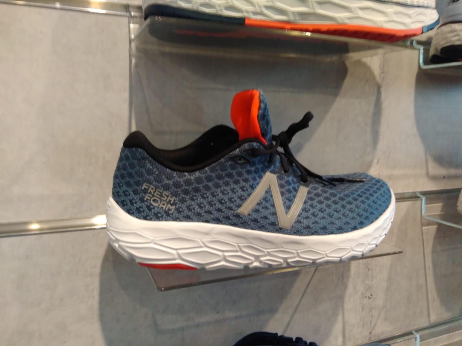 new balance beacon size 12