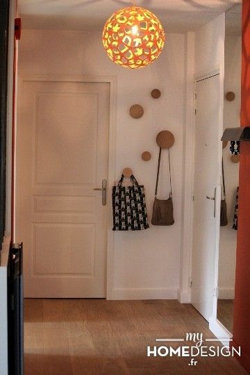Matières brutes et touches vintage La bande, Porte de et Ouverture