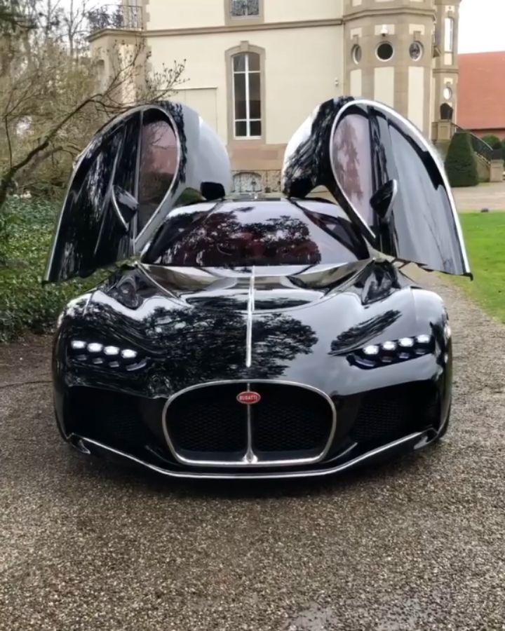 SupercarsBuzz ¦¦ SuperCars on Instagram: “Can you name this Bugatti model?🤔 🔥FOLLOW @glspot for More...🔥 🎥 Credits @frank.heyl #SupercarsBuzz” Bugatti Models, Bugatti Cars, Lamborghini Cars, Bugatti Veyron, Exotic Sports Cars, Cool Sports Cars, Sports Cars Luxury, Sport Cars, Exotic Cars