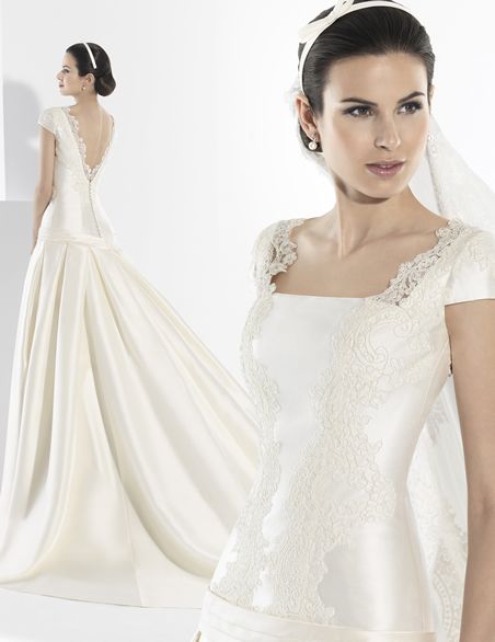 vestido de novia de corte clásico y corte en cadera en mikado