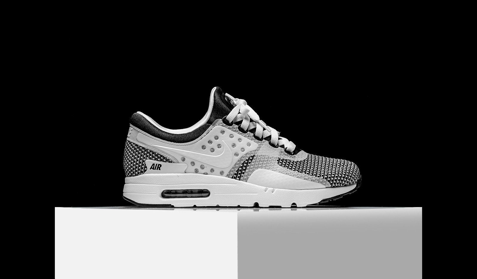 nike air max zero essential oreo