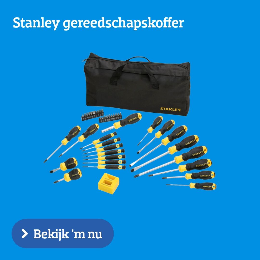 De ene schroef is de andere niet. Dat weet iedereen. Dus is het zinvol om meer dan 1 schroevendraaier in huis te hebben. De Stanley 42-delige Schroevendraaierset is een zeer complete set waarmee je uiteenlopende schroefklussen uitvoert. Zo heb je de beschikking over verschillende schroevendraaiers in allerlei maten, maar ook accessoires zoals schroefbits en een magnetiseur. Al dit moois wordt in een handige tas geleverd, zodat je alles netjes bij elkaar opbergt. Stanley, Movie Posters, Products, Film Poster, Billboard, Film Posters, Gadget