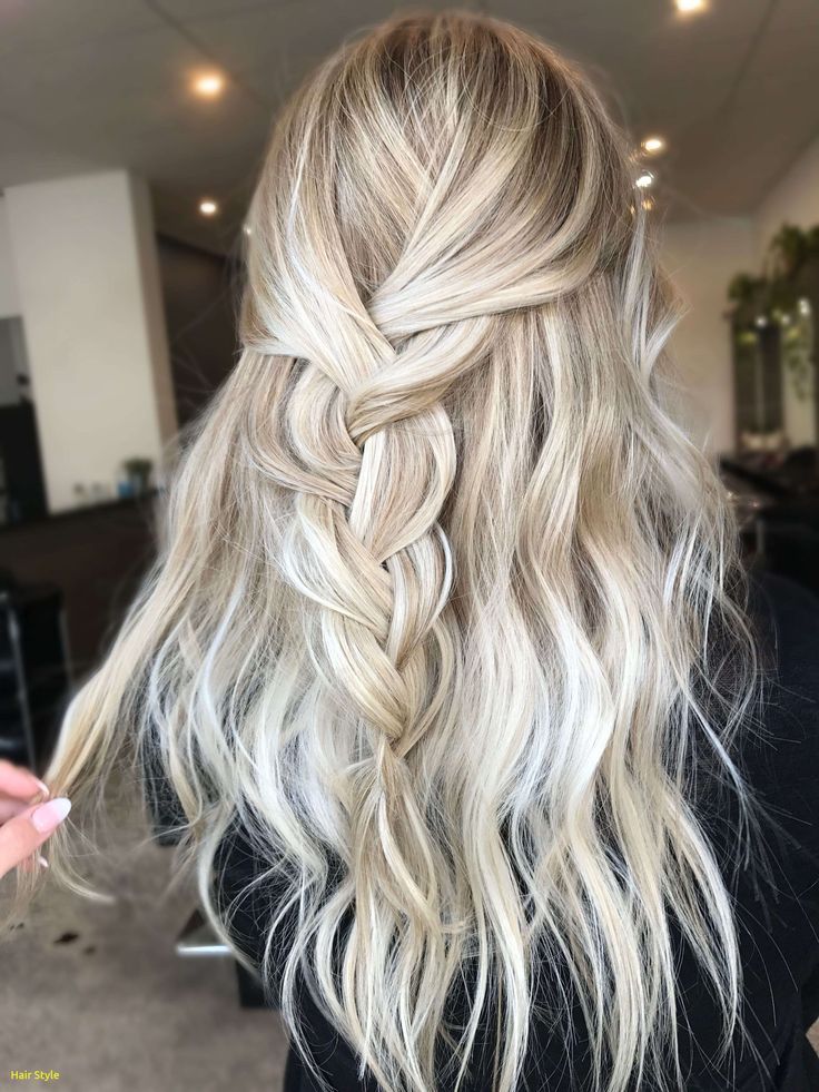 Inspirierend kühles blondes Haar