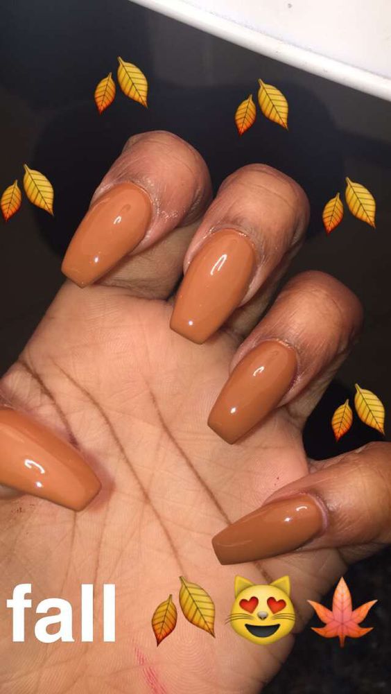 Featured image of post Acrylic Nail Colors For Dark Skin / The best nail colors for dark skin tones span, well, pretty much all hues of the rainbow.
