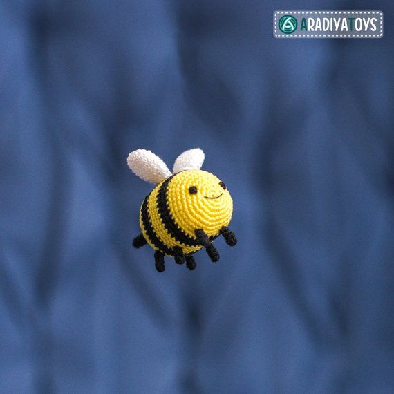crochet pattern of bee