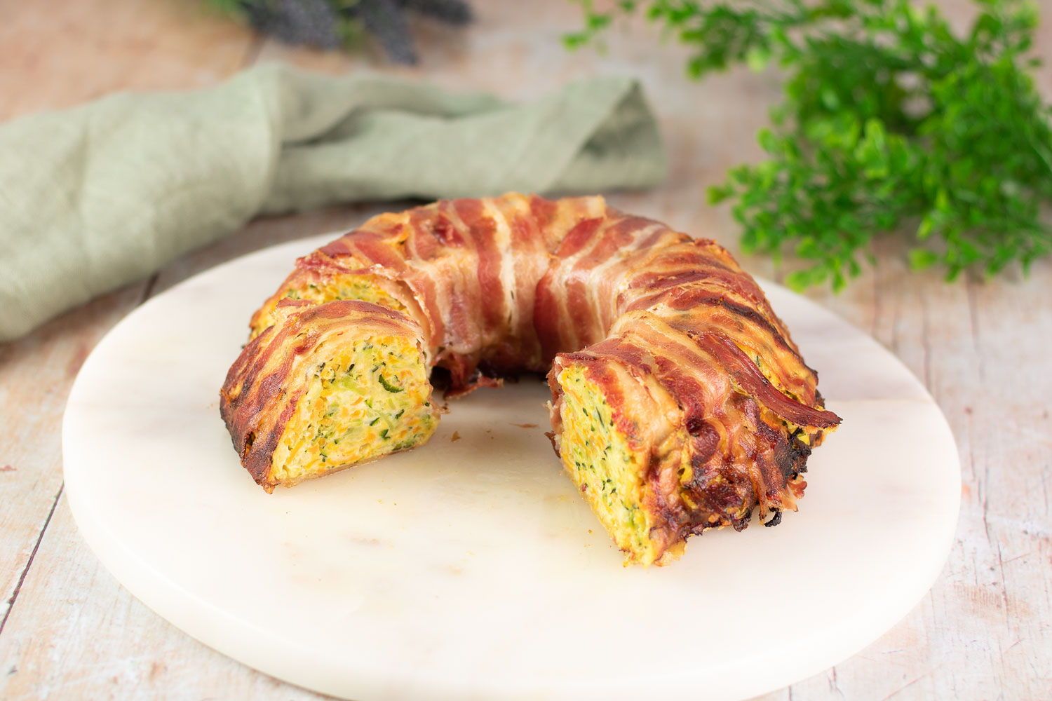 Gemüse-Bacon-Ring, lecker und Low Carb